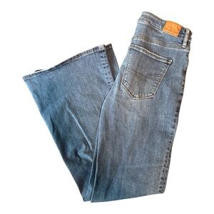 American Eagle Outfitters Blue Flare & Wide Leg Jeans